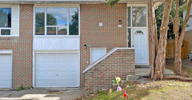 Ground-153 Hollyberry Trail, Toronto, ON, M2H 2P2