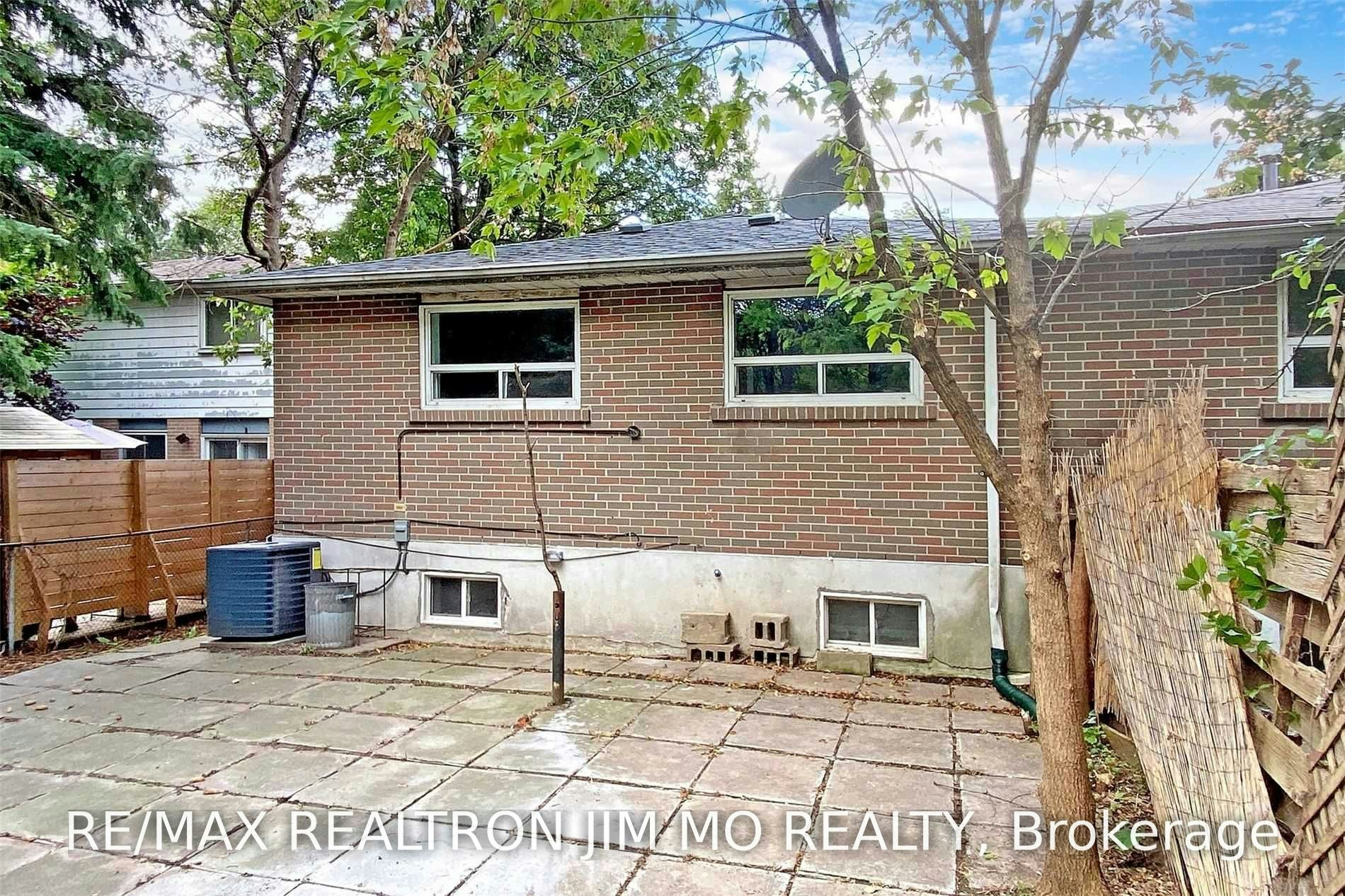 Ground-153 Hollyberry Trail, Toronto, ON, M2H 2P2 - 23