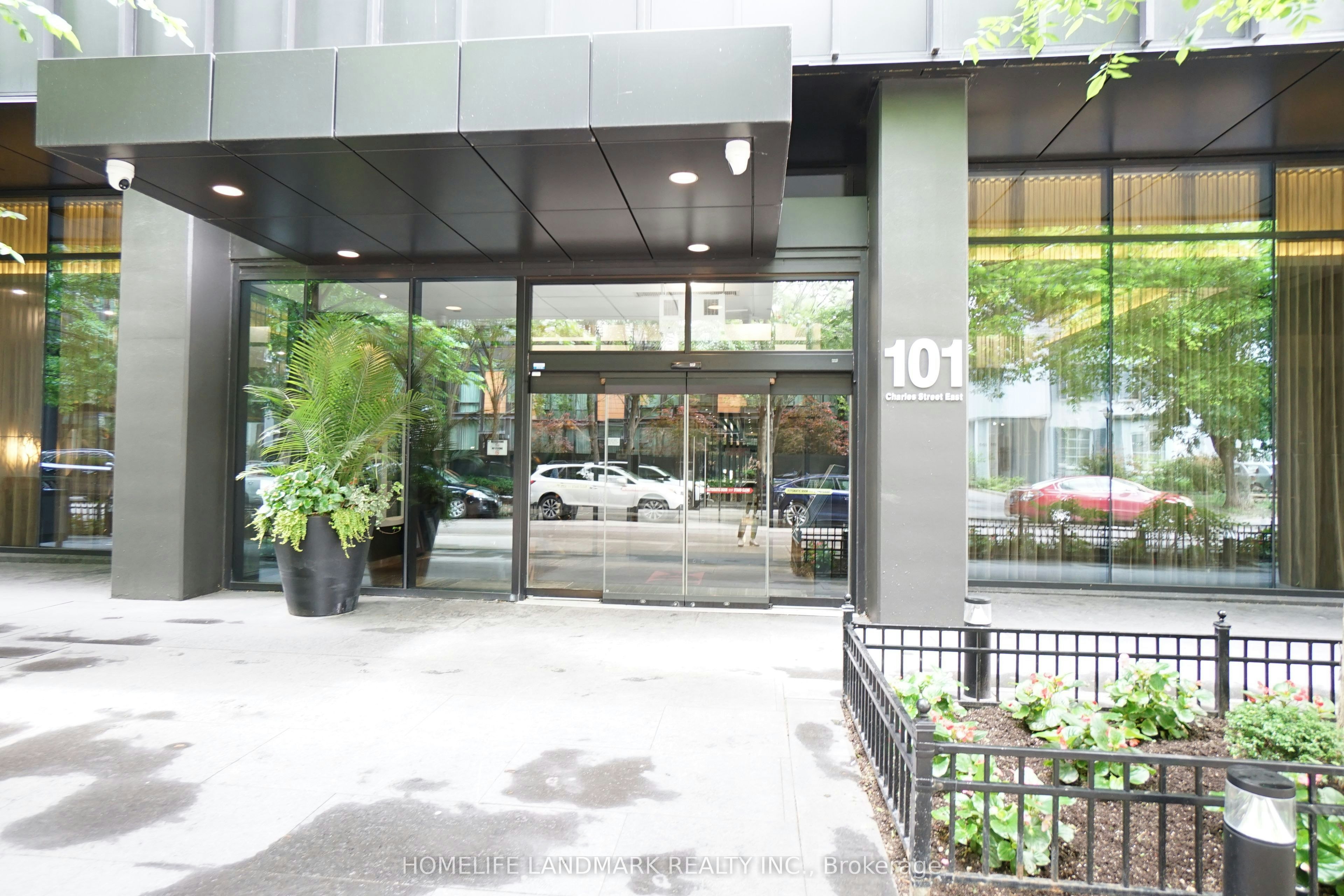 3510-101 Charles Street E, Toronto, ON, M4Y 0A9 - 2