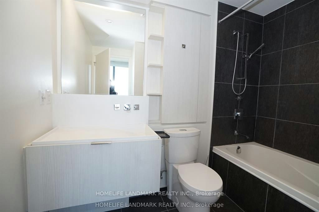 3510-101 Charles Street E, Toronto, ON, M4Y 0A9 - 10
