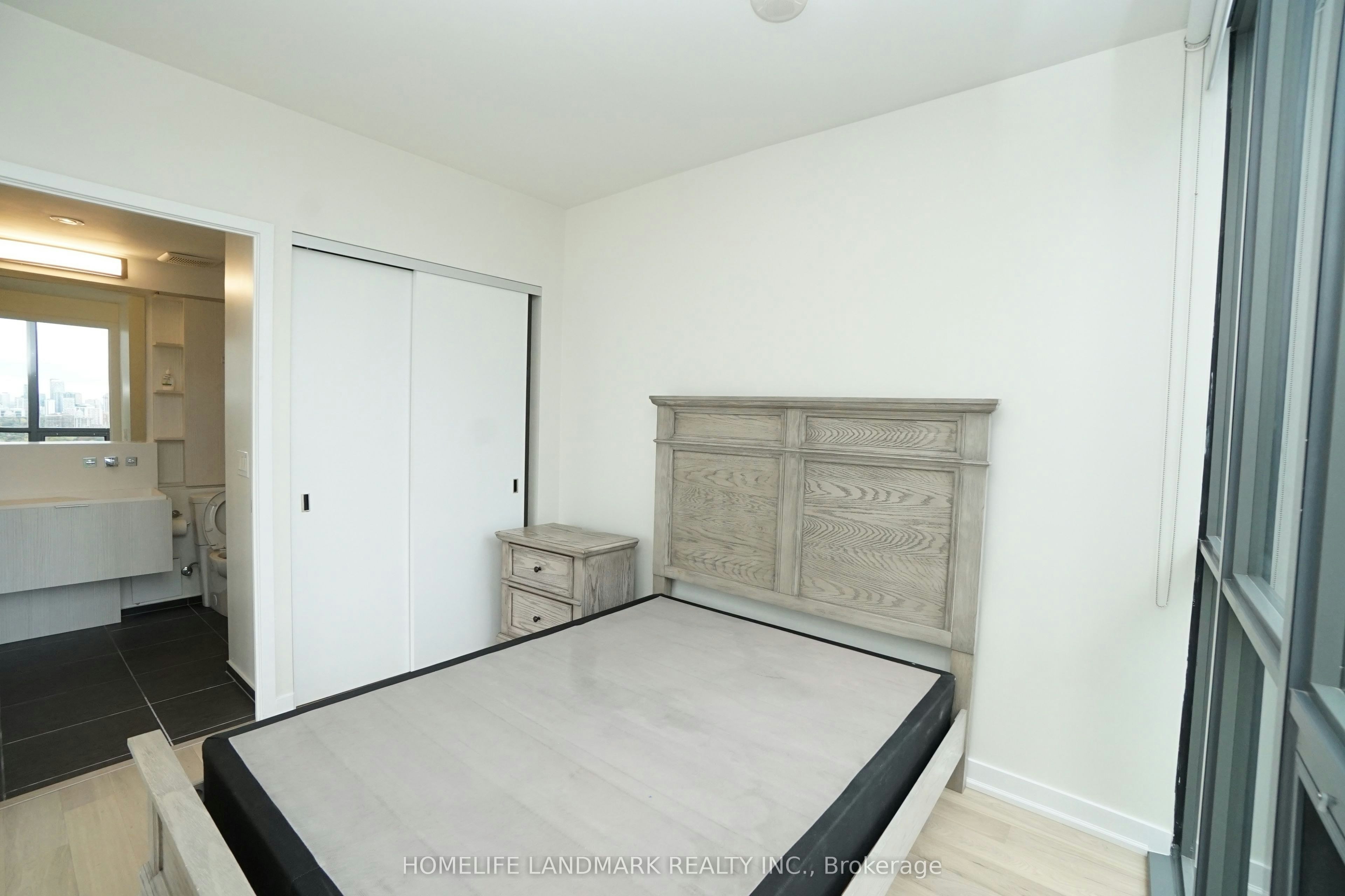 3510-101 Charles Street E, Toronto, ON, M4Y 0A9 - 13