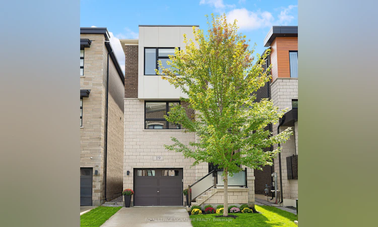 19 Hollyhock Court