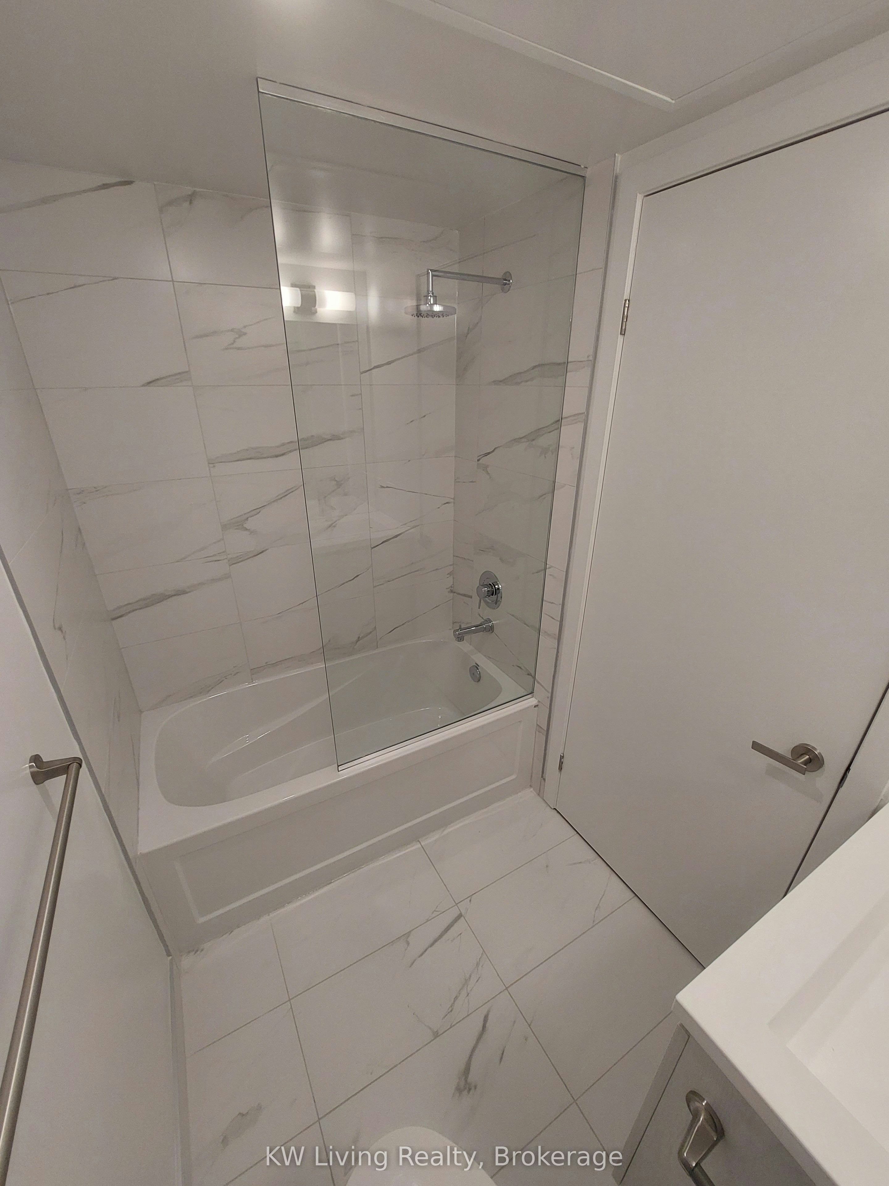 2912-55 Cooper Street, Toronto, ON, M5E 0G1 - 4