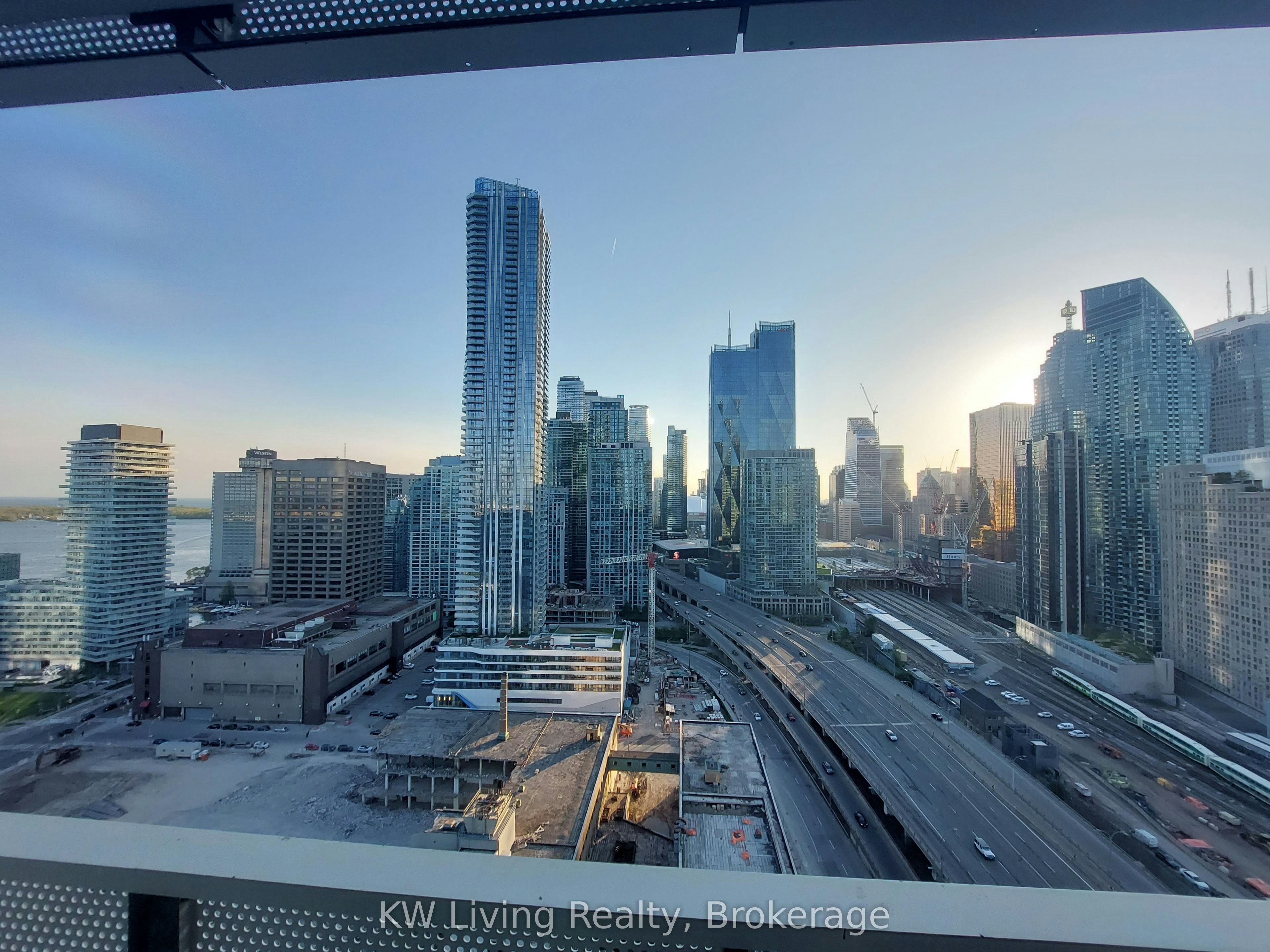 2912-55 Cooper Street, Toronto, ON, M5E 0G1 - 2