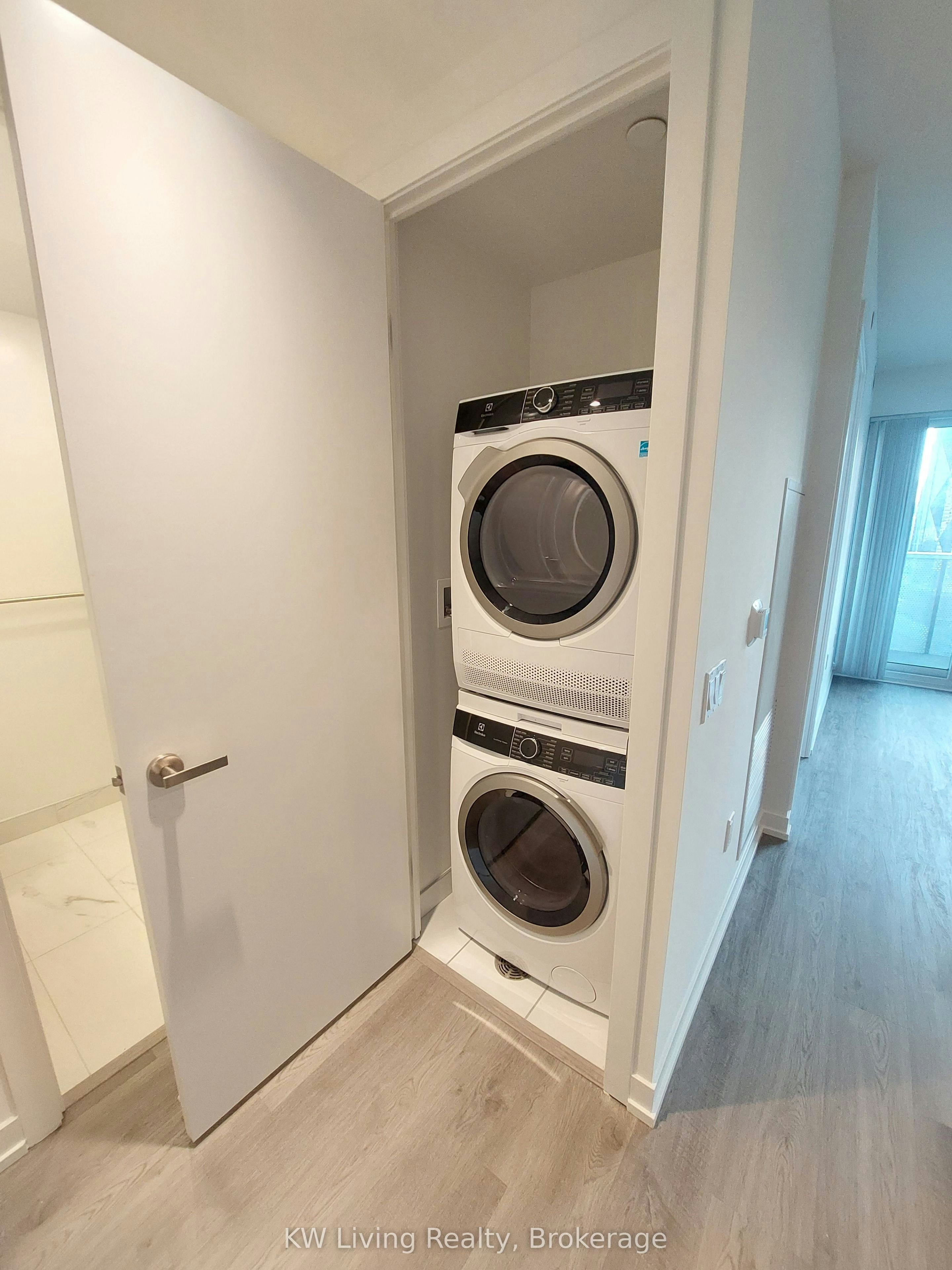 2912-55 Cooper Street, Toronto, ON, M5E 0G1 - 6