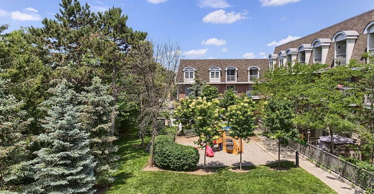 1-285 Antibes Drive N, Toronto, ON, M2R 3X9 - 2