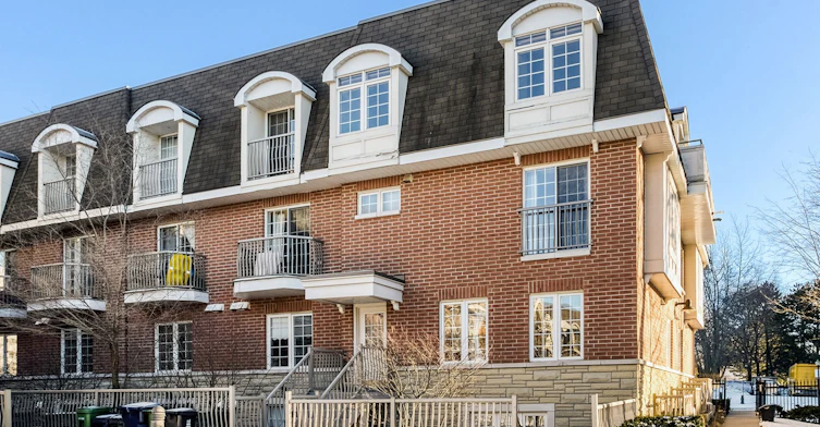 1-285 Antibes Drive N, Toronto, ON, M2R 3X9