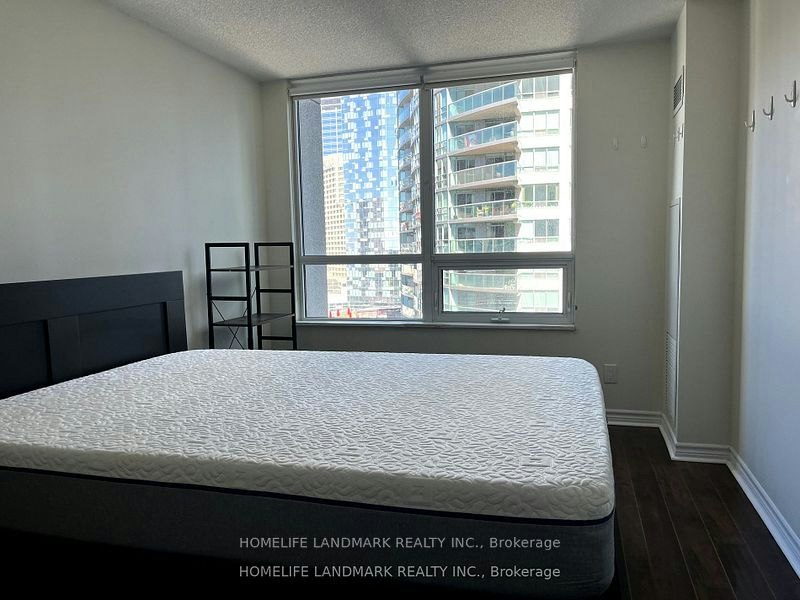 1706-19 Grand Trunk Crescent, Toronto, ON, M5J 3A3 - 11