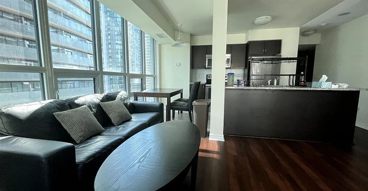 1706-19 Grand Trunk Crescent, Toronto, ON, M5J 3A3 - 6