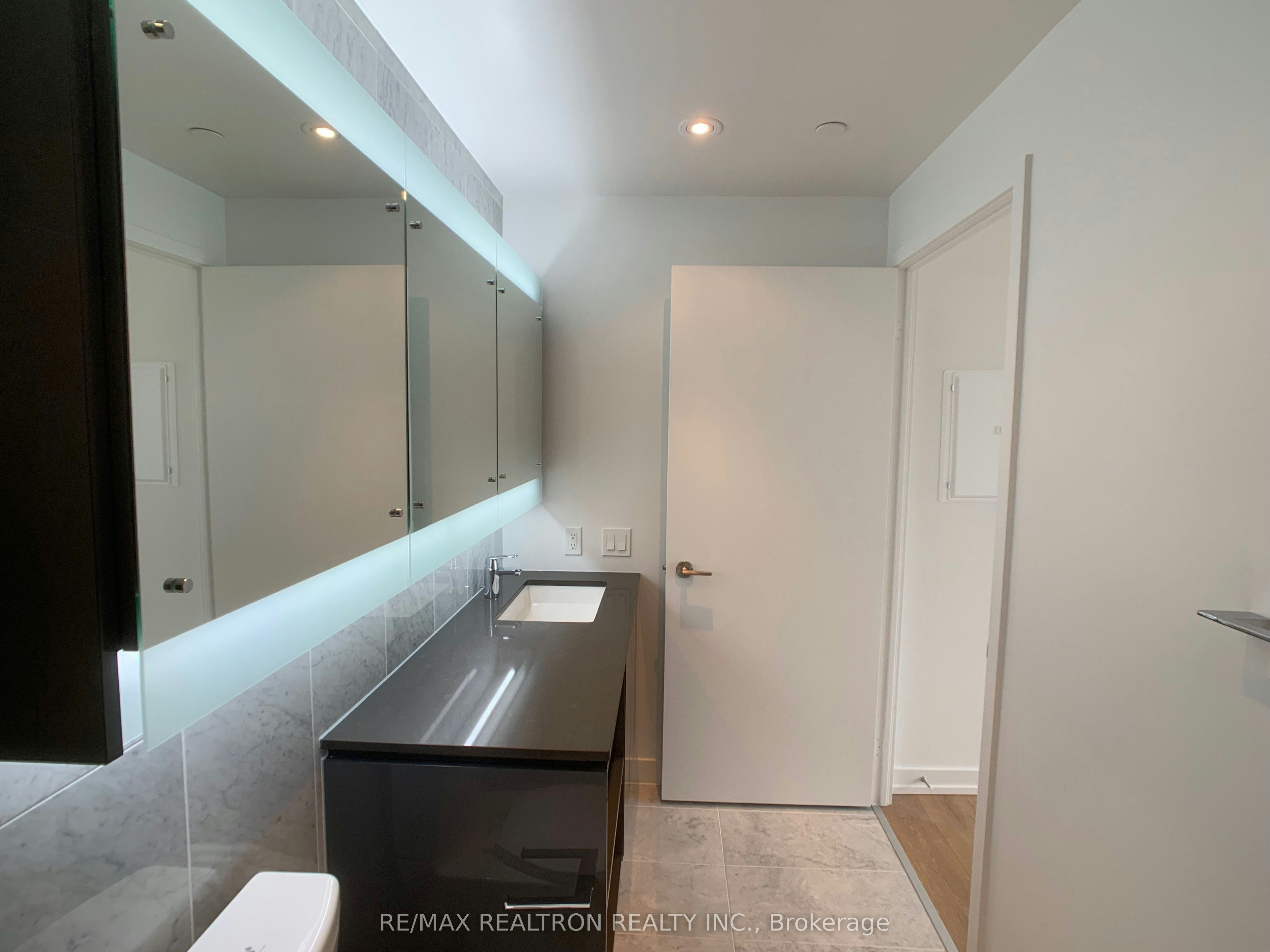 1102-117 Mcmahon Drive, Toronto, ON, M2K 0E4 - 6