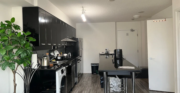 1512-19 Singer Court, Toronto, ON, M2K 0B2 - 2