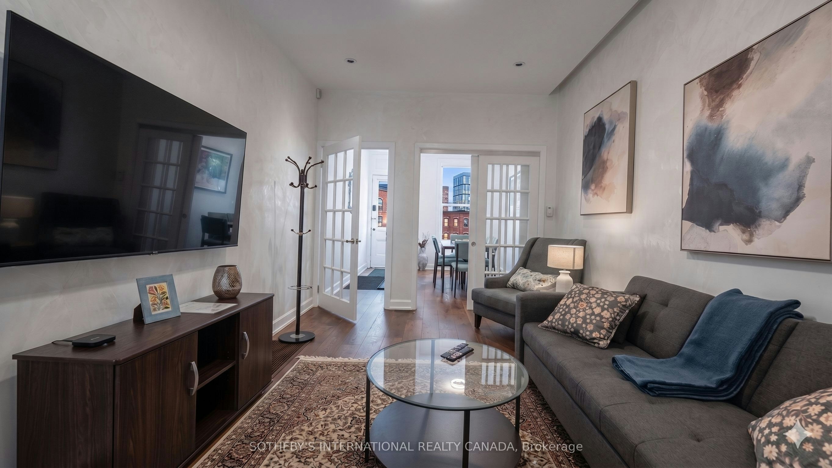 11 D'arcy Street, Toronto, ON, M5T 1J8 - 3