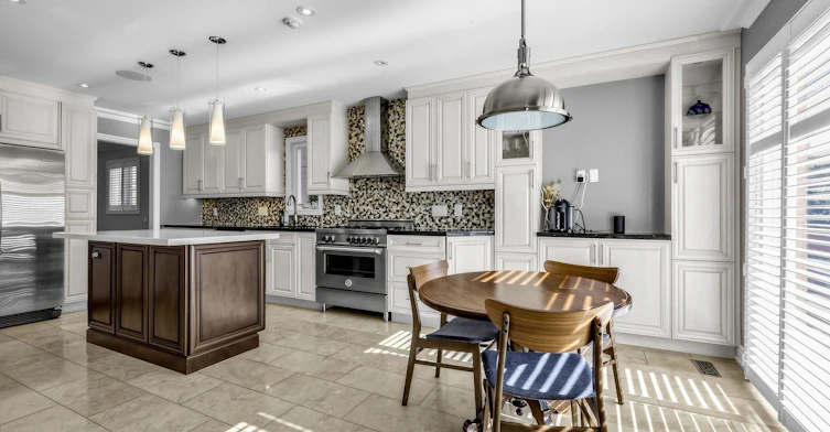 481 Cranbrooke Avenue, Toronto, ON, M5M 1N6 - 23