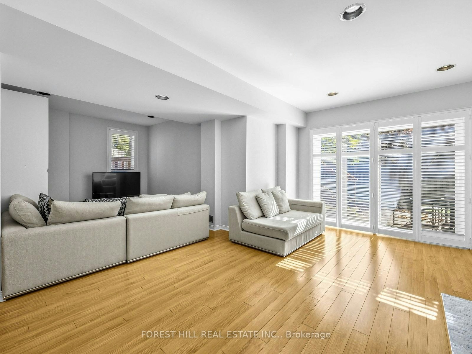 481 Cranbrooke Avenue, Toronto, ON, M5M 1N6 - 41