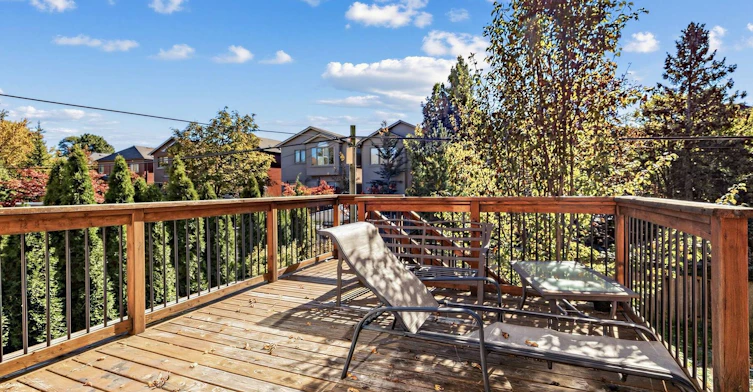 481 Cranbrooke Avenue, Toronto, ON, M5M 1N6 - 43