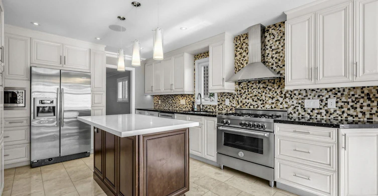 481 Cranbrooke Avenue, Toronto, ON, M5M 1N6 - 22