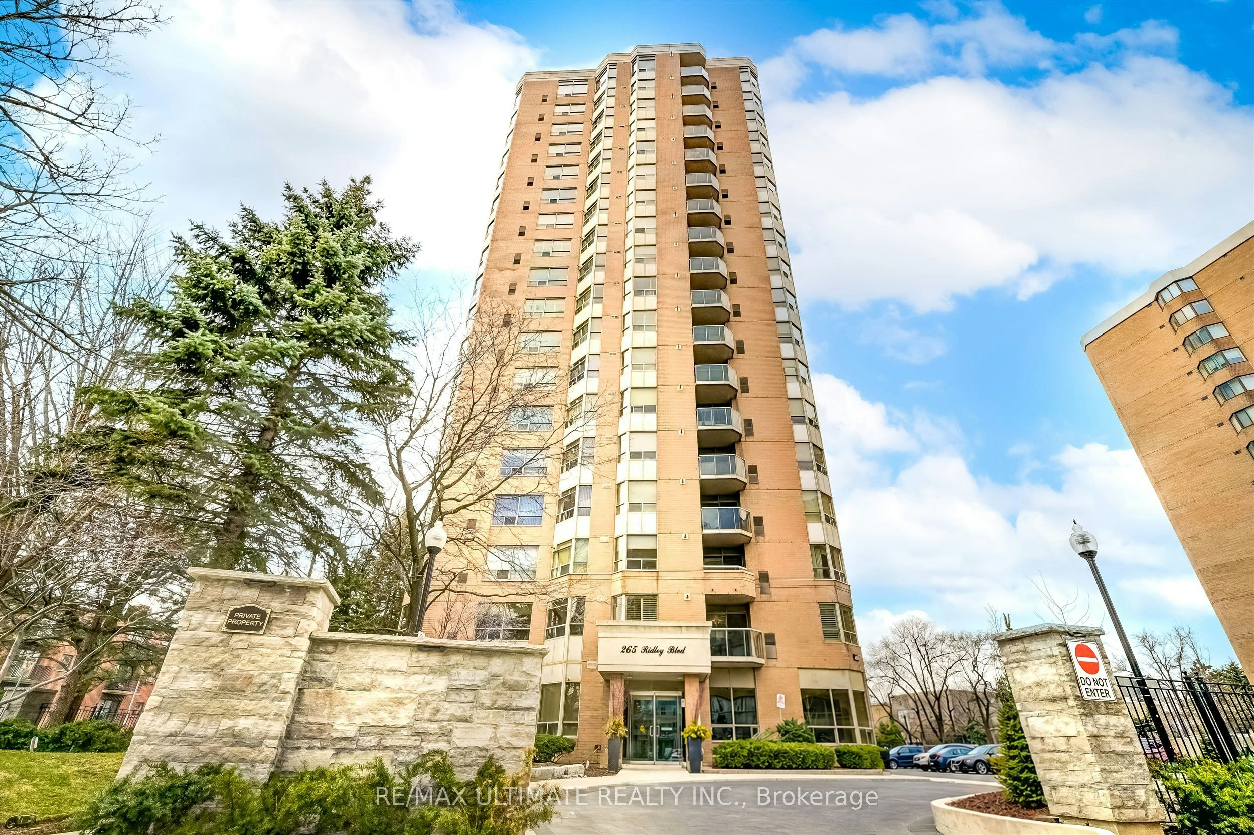 1605-265 Ridley Boulevard, Toronto, ON, M5M 4N8