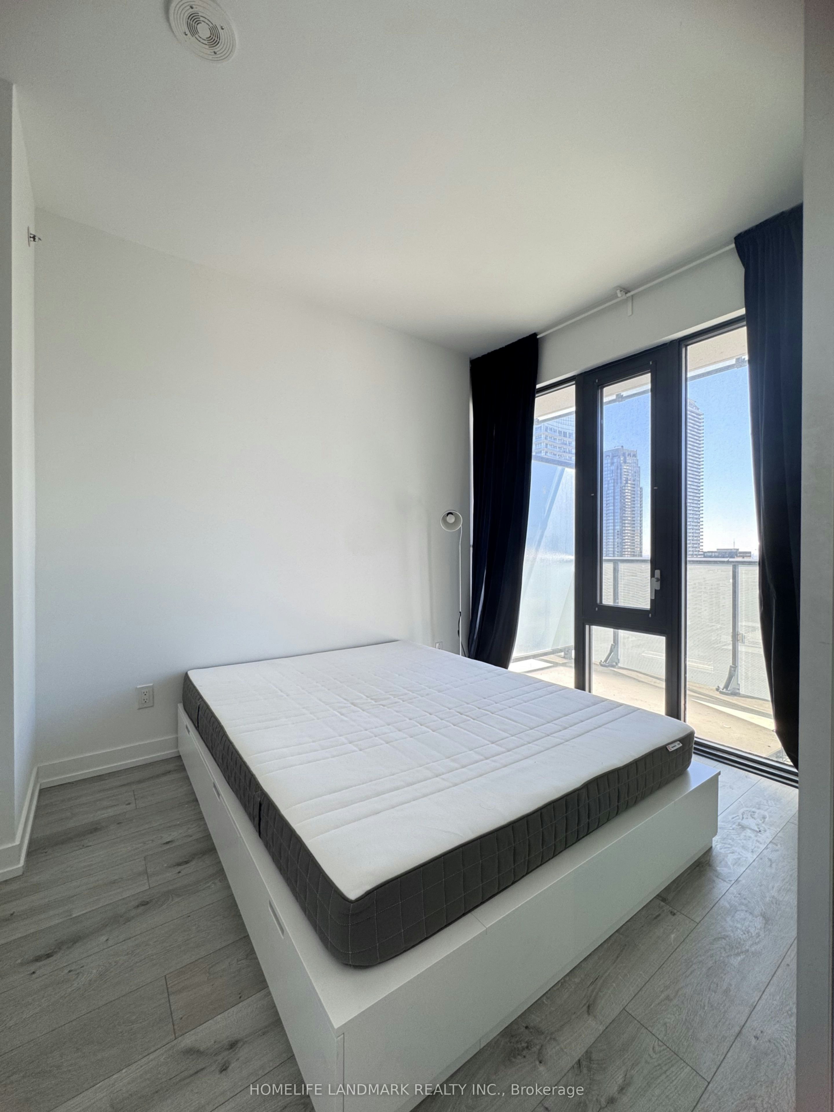2211-161 Roehampton Avenue, Toronto, ON, M4P 0C8 - 17
