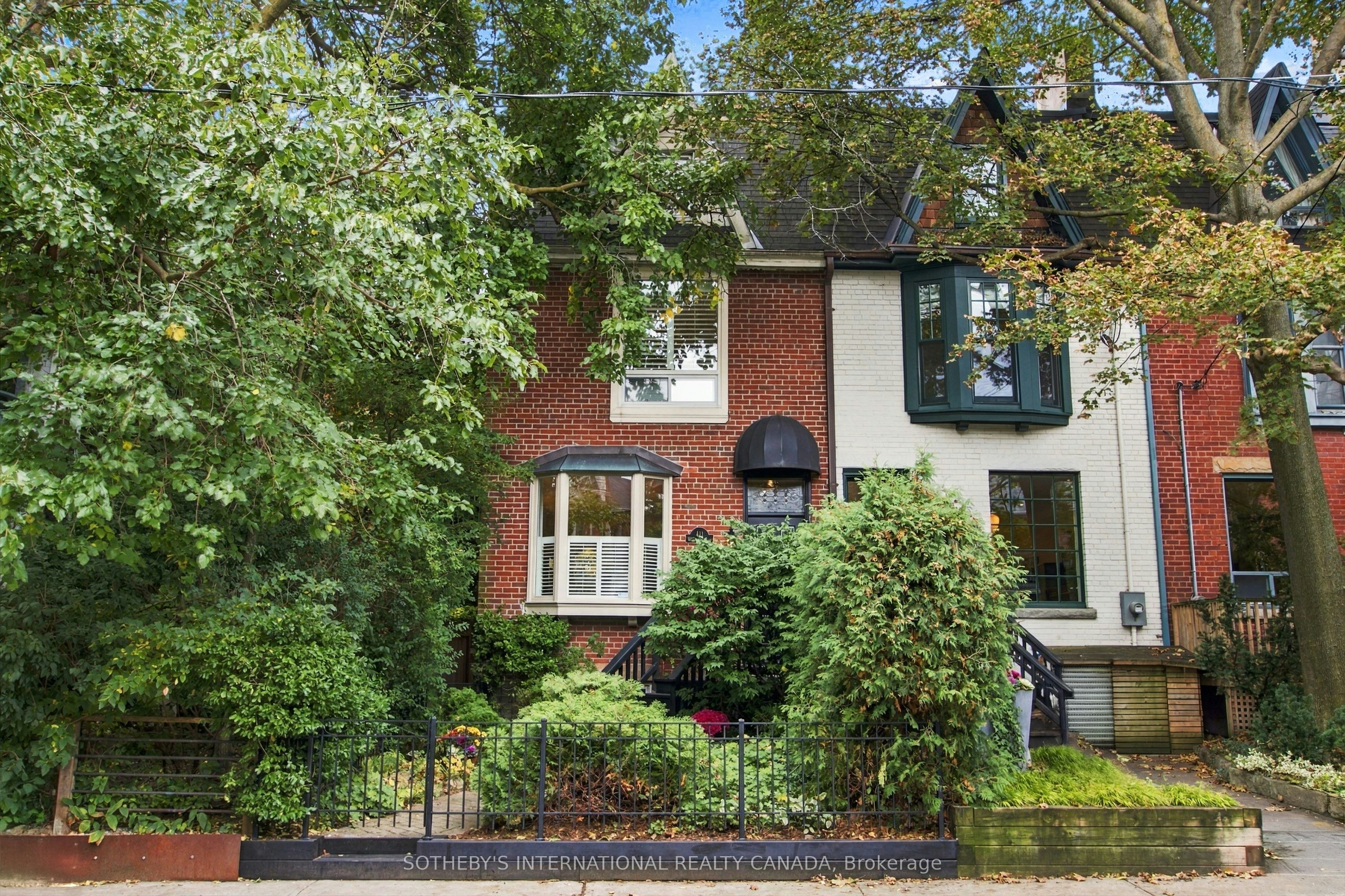 411 Wellesley Street E, Toronto, ON, M4X 1H5