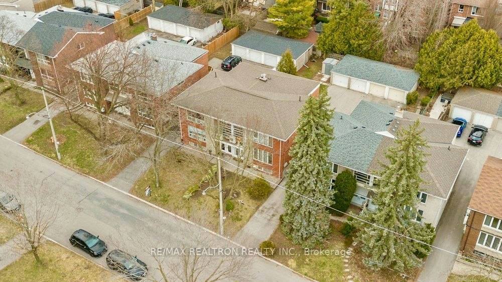 Upper-280 Glenforest Road, Toronto, ON, M4N 2A4 - 19