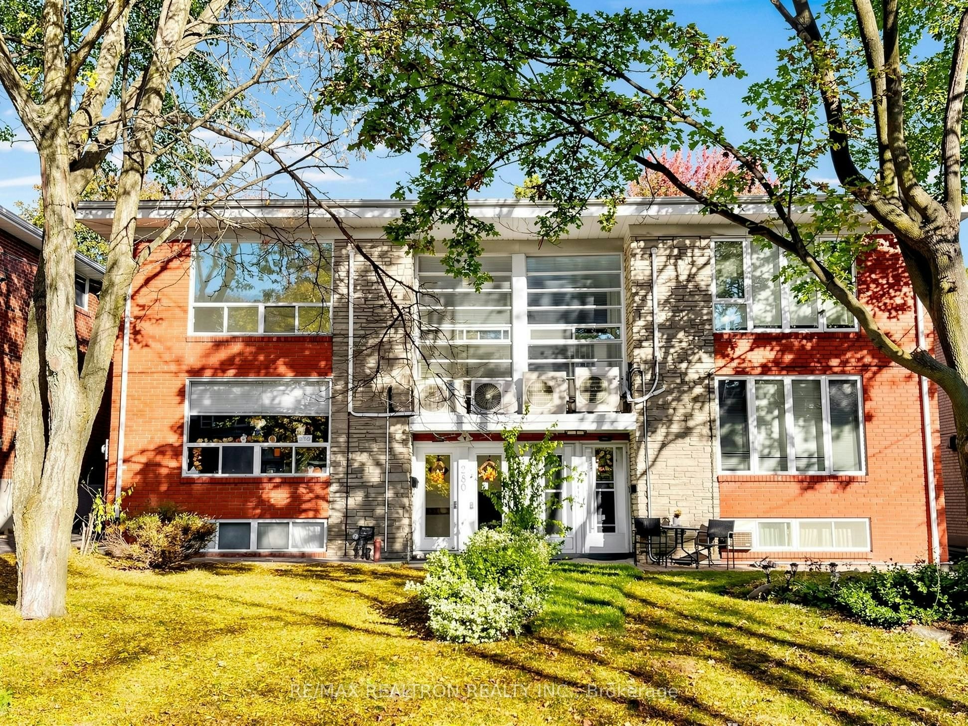 Upper-280 Glenforest Road, Toronto, ON, M4N 2A4 - 16