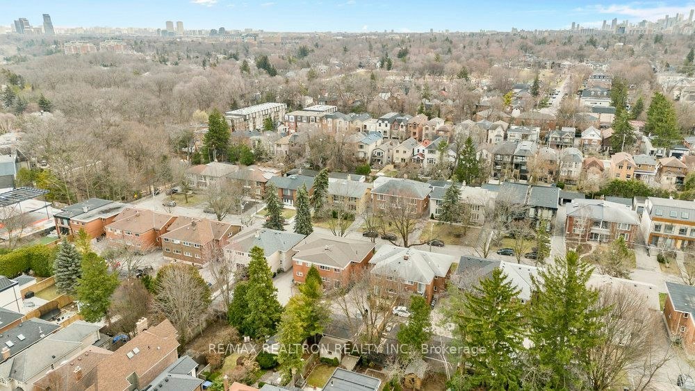 Upper-280 Glenforest Road, Toronto, ON, M4N 2A4 - 22