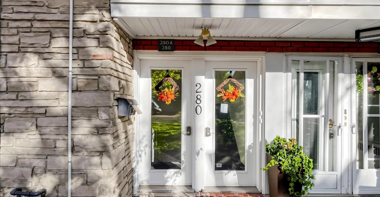 Upper-280 Glenforest Road, Toronto, ON, M4N 2A4 - 12