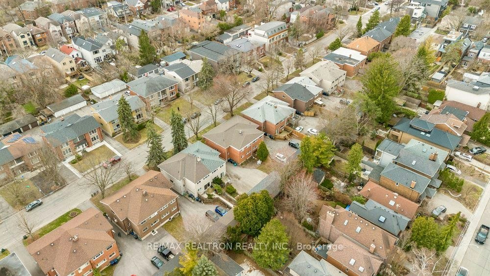 Upper-280 Glenforest Road, Toronto, ON, M4N 2A4 - 26