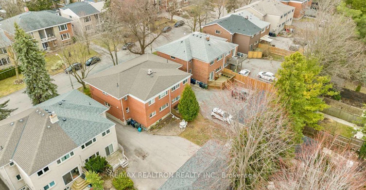 Upper-280 Glenforest Road, Toronto, ON, M4N 2A4 - 24