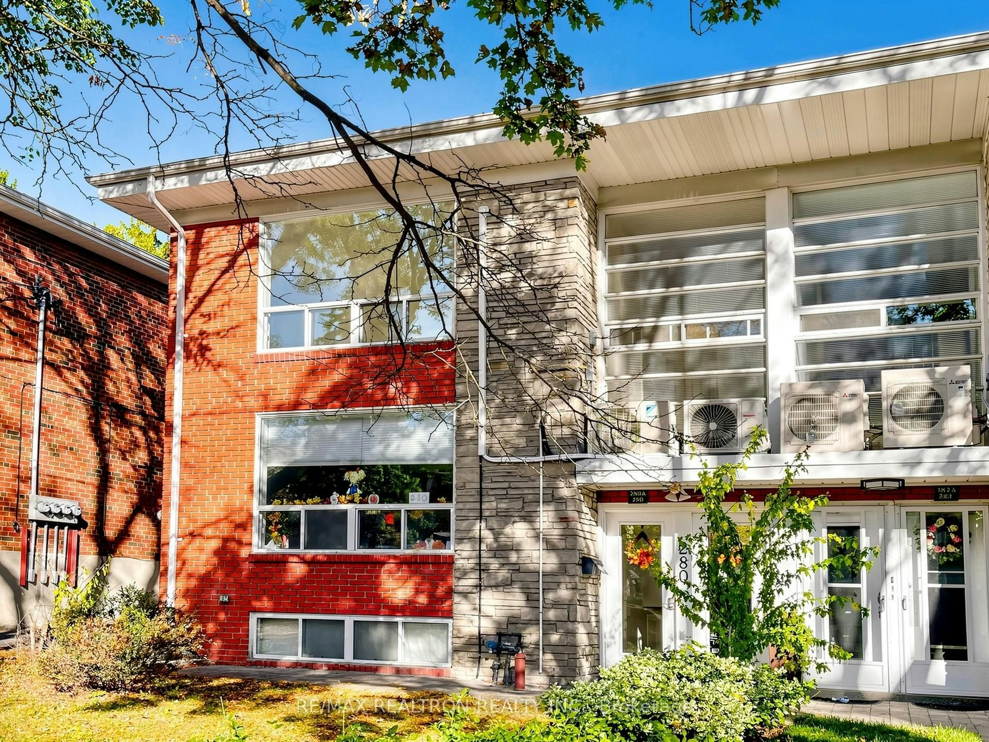 Upper-280 Glenforest Road, Toronto, ON, M4N 2A4 - 10