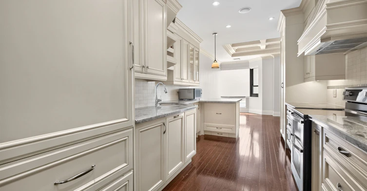 PH1-1166 Bay Street, Toronto, ON, M5S 2X8 - 23