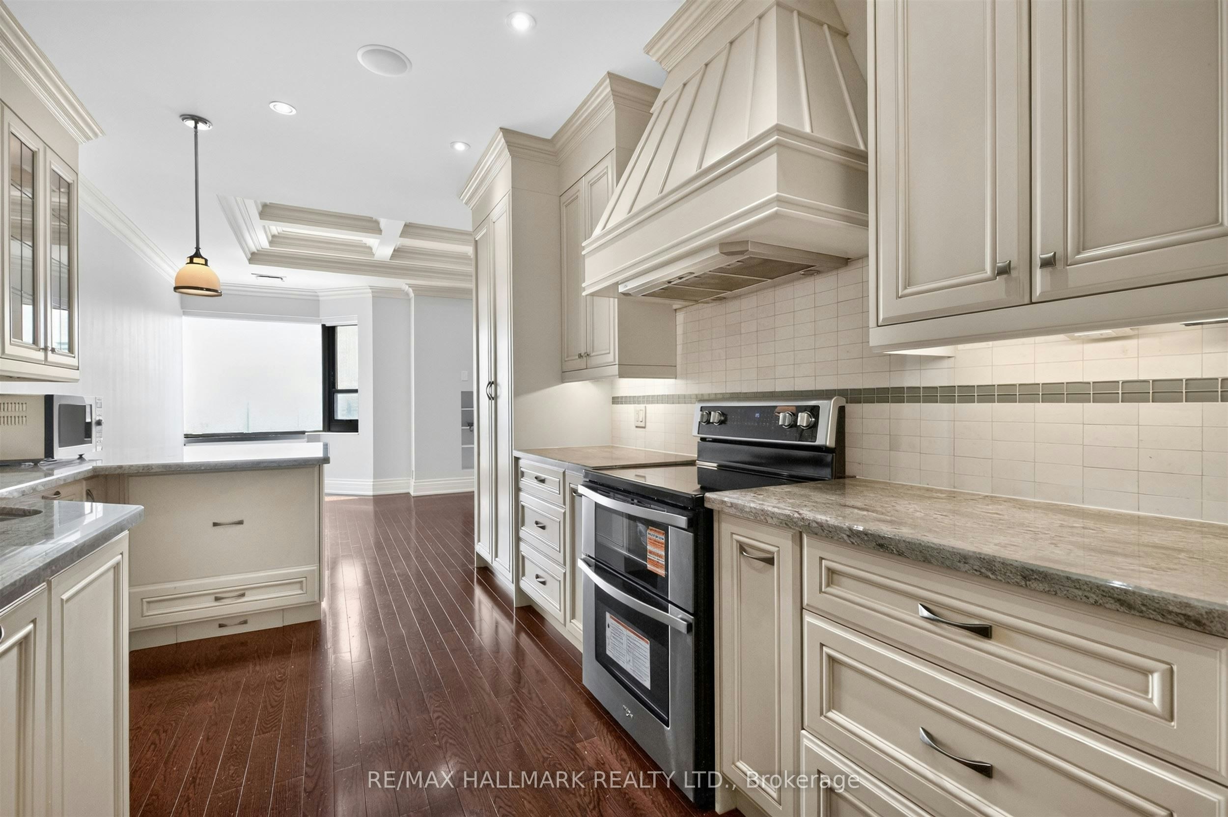 PH1-1166 Bay Street, Toronto, ON, M5S 2X8 - 21