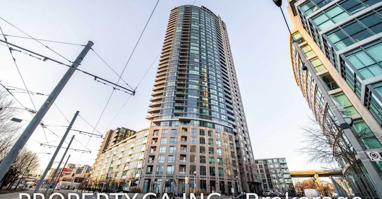 318-219 Fort York Boulevard, Toronto, ON, M5V 4A2 - 24