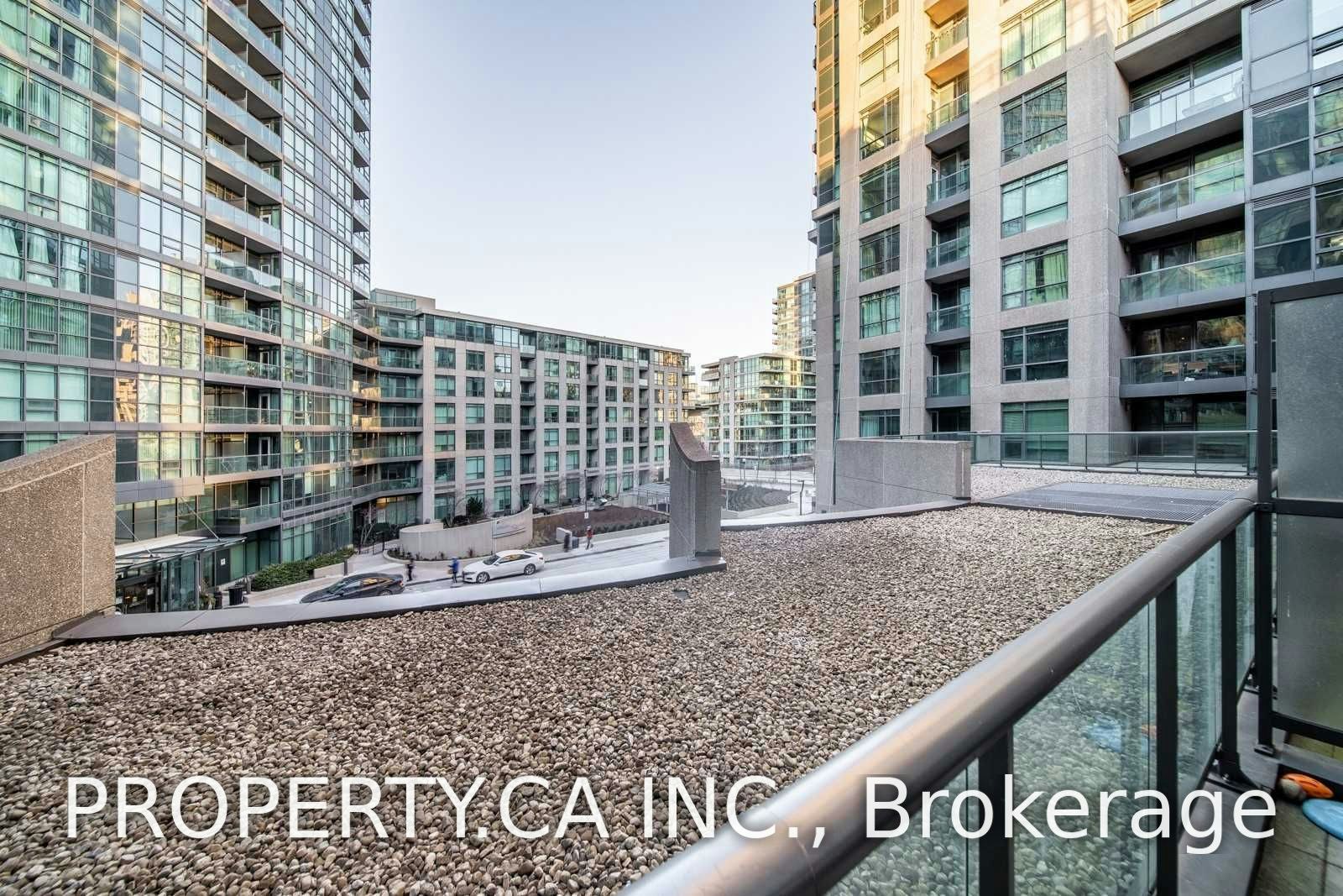 318-219 Fort York Boulevard, Toronto, ON, M5V 4A2 - 21