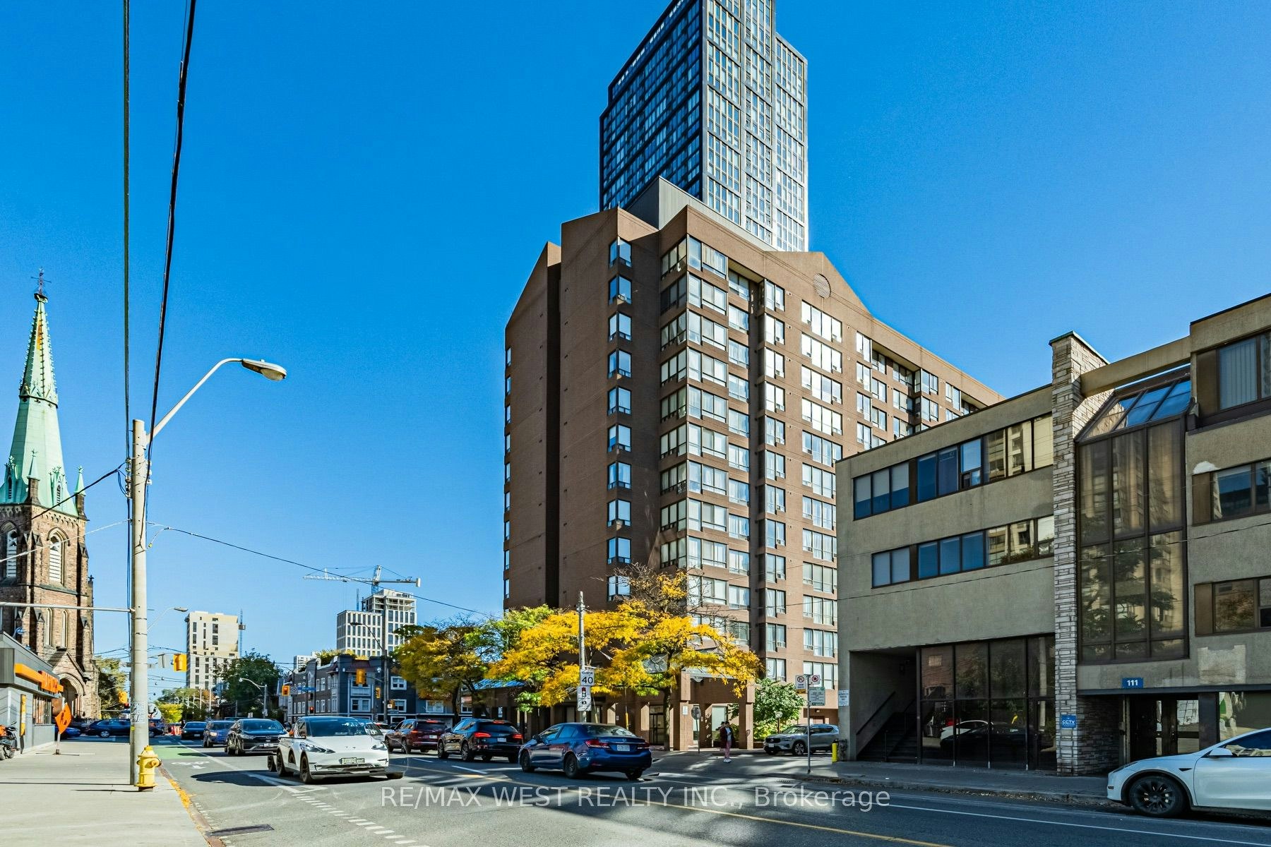 404-117 Gerrard Street E, Toronto, ON, M5B 2L4