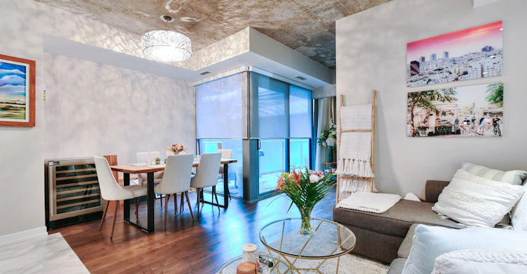 422-95 Bathurst Street, Toronto, ON, M5V 0H7 - 11