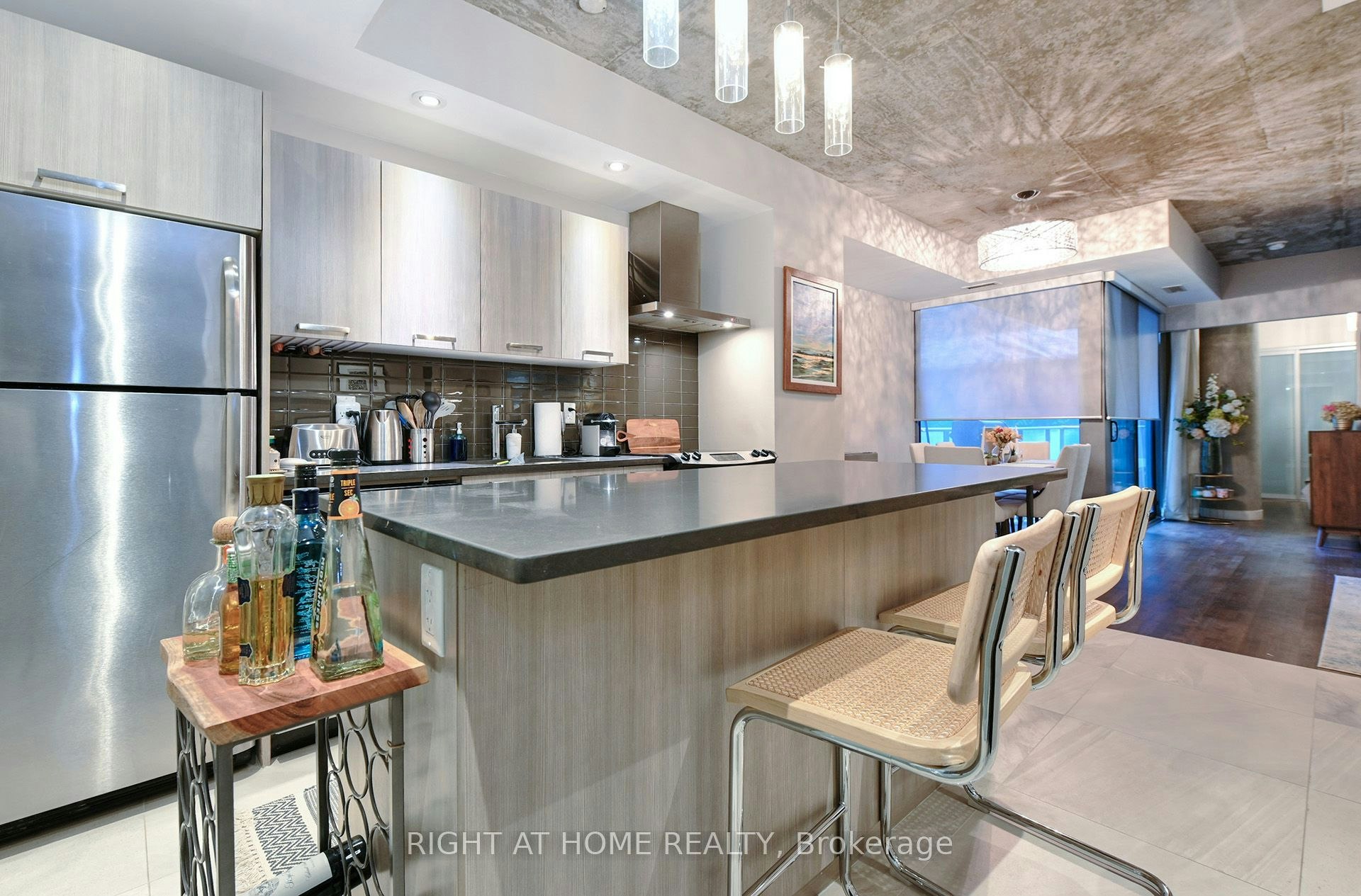 422-95 Bathurst Street, Toronto, ON, M5V 0H7 - 4