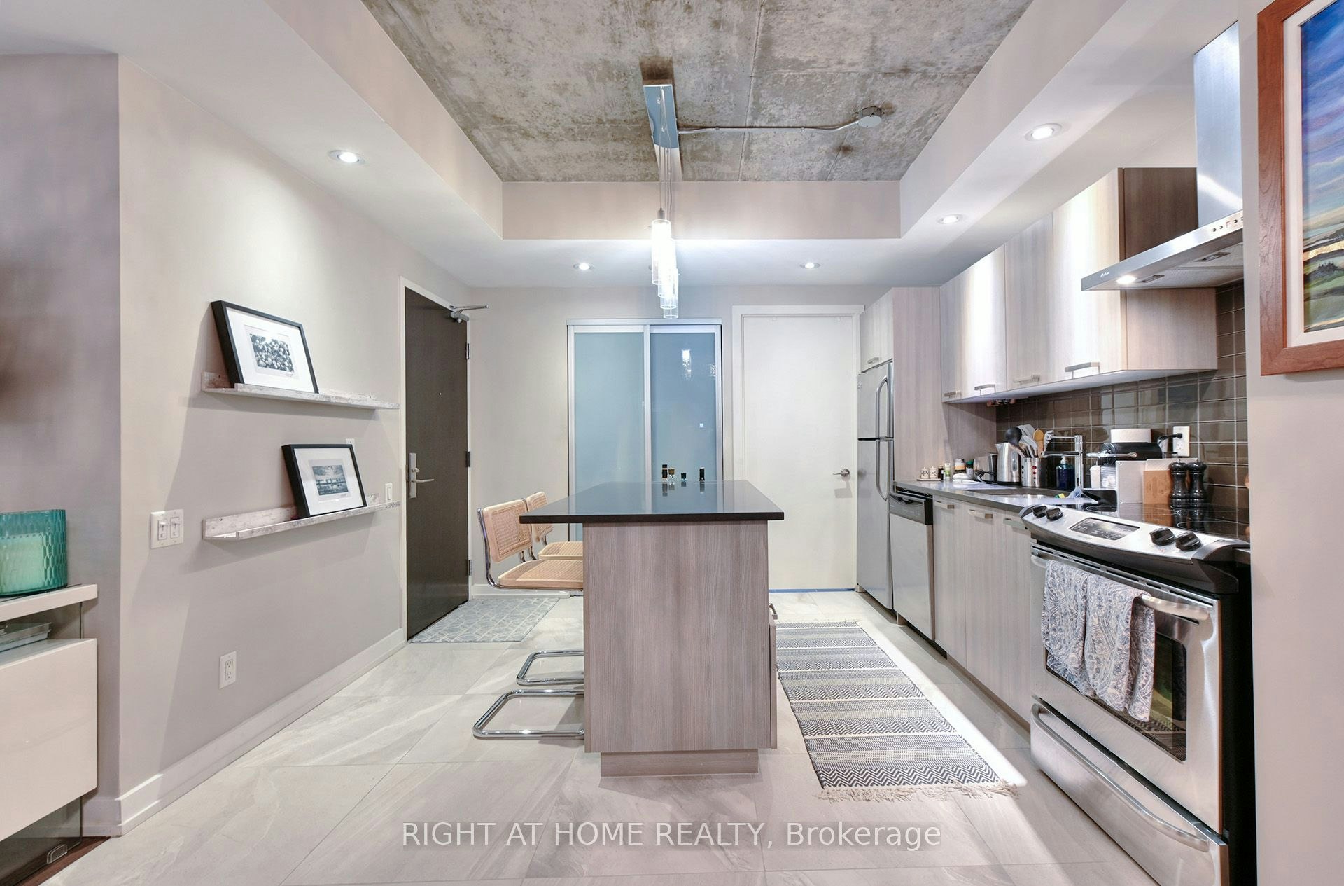 422-95 Bathurst Street, Toronto, ON, M5V 0H7 - 6