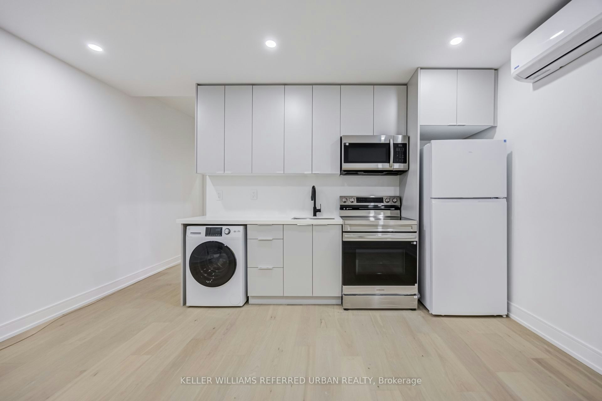 3455 Yonge Street, Toronto, ON, M4N 2N3 - 7