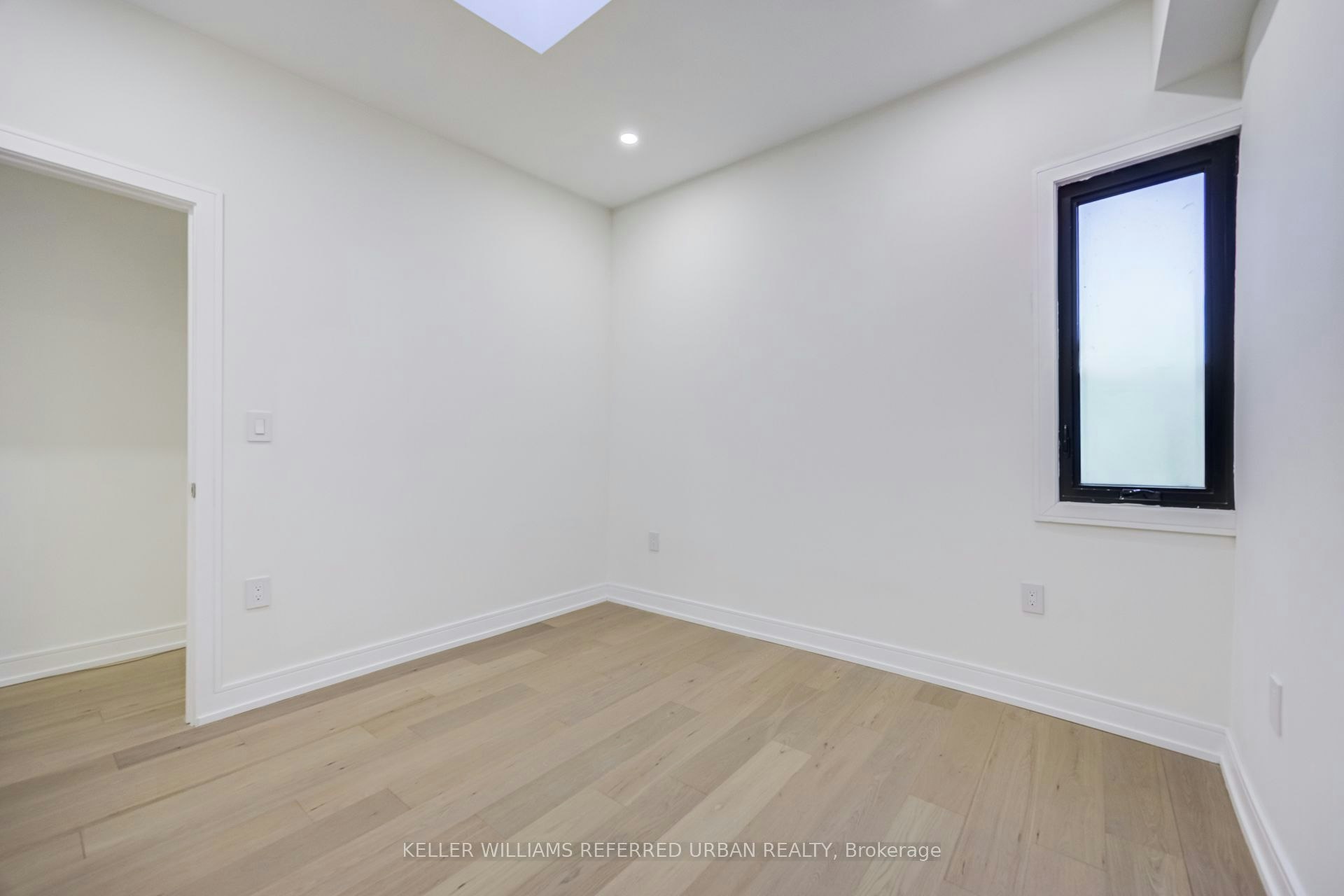 3455 Yonge Street, Toronto, ON, M4N 2N3 - 16