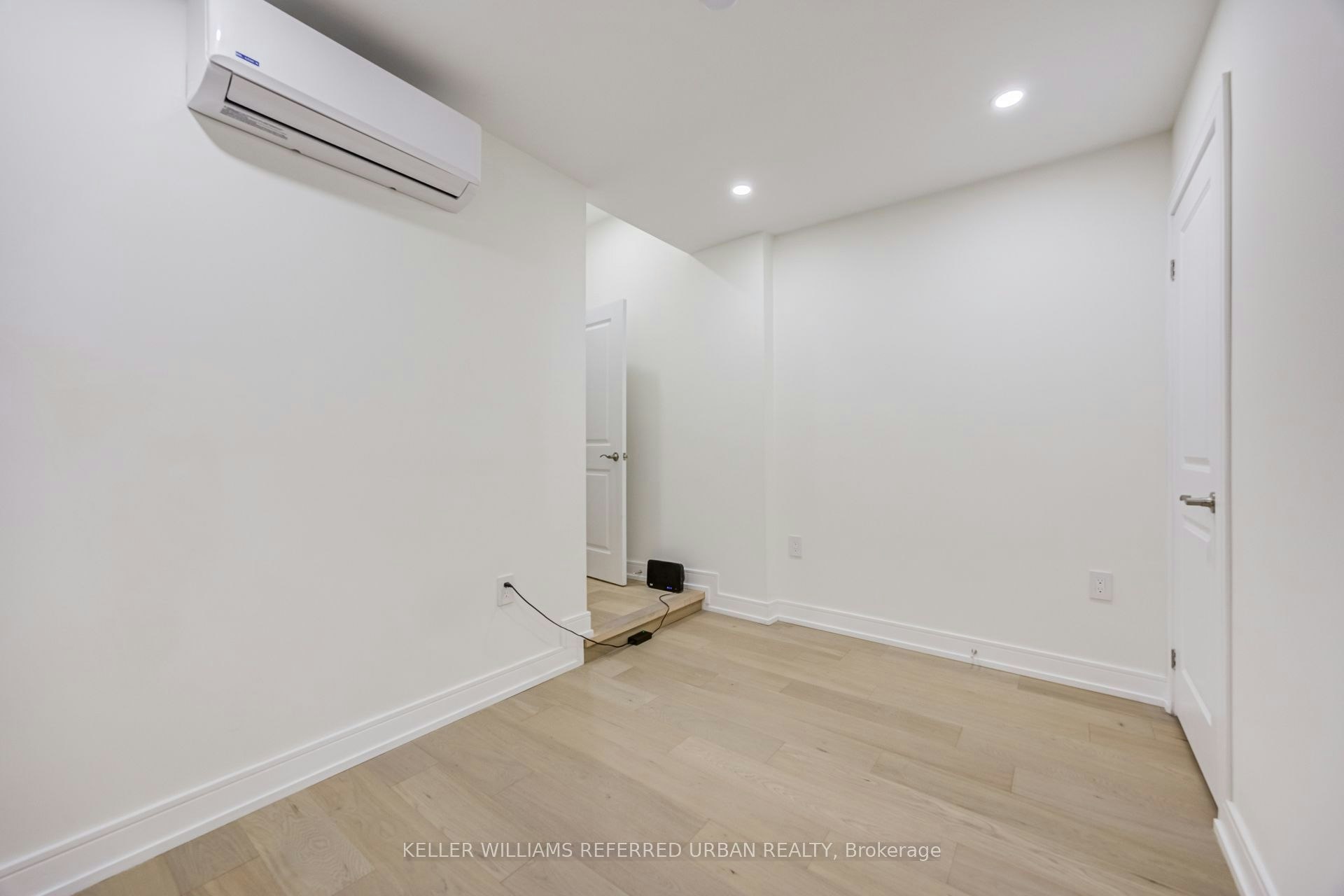 3455 Yonge Street, Toronto, ON, M4N 2N3 - 20