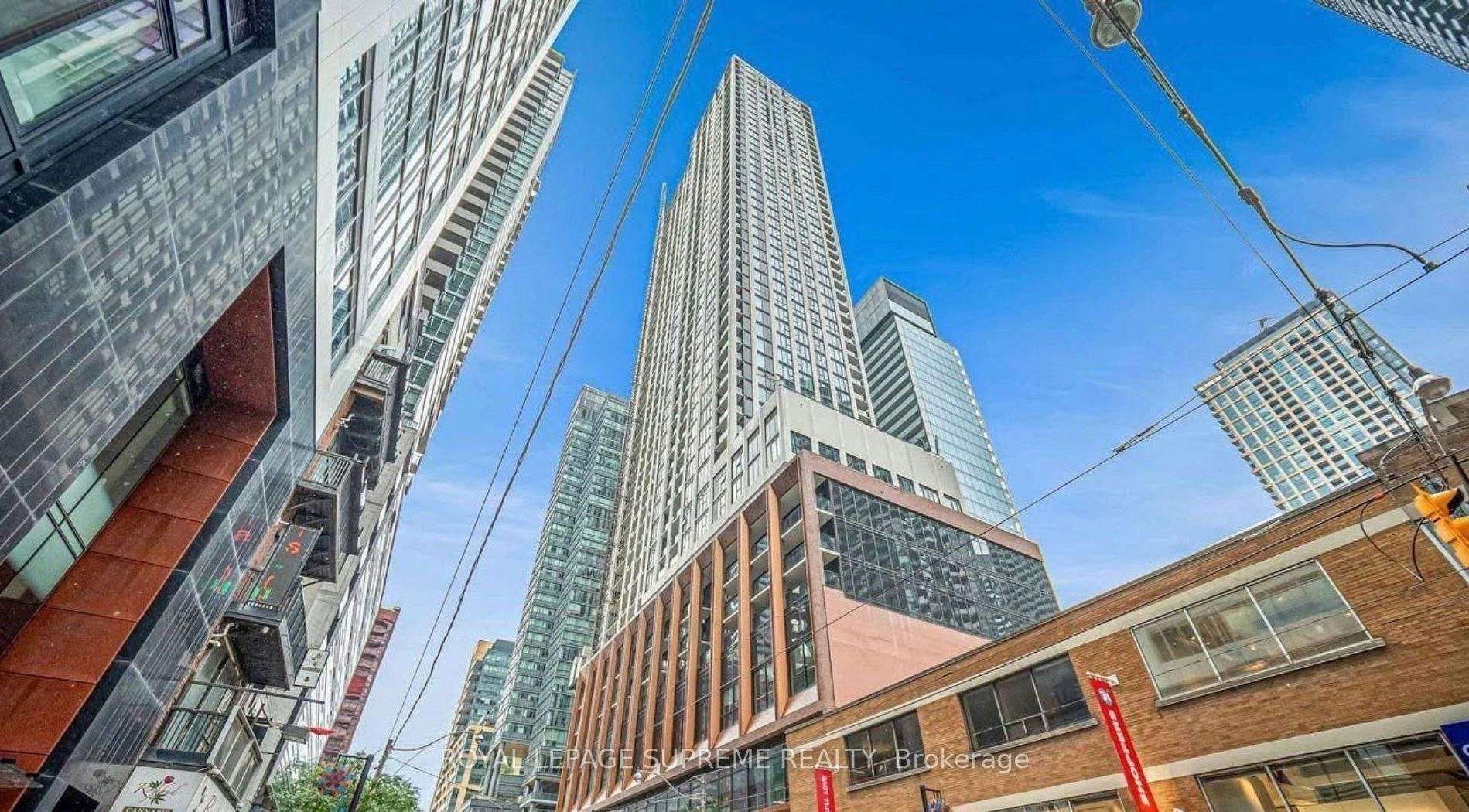 810-400 King Street S, Toronto, ON, M5V 1K2