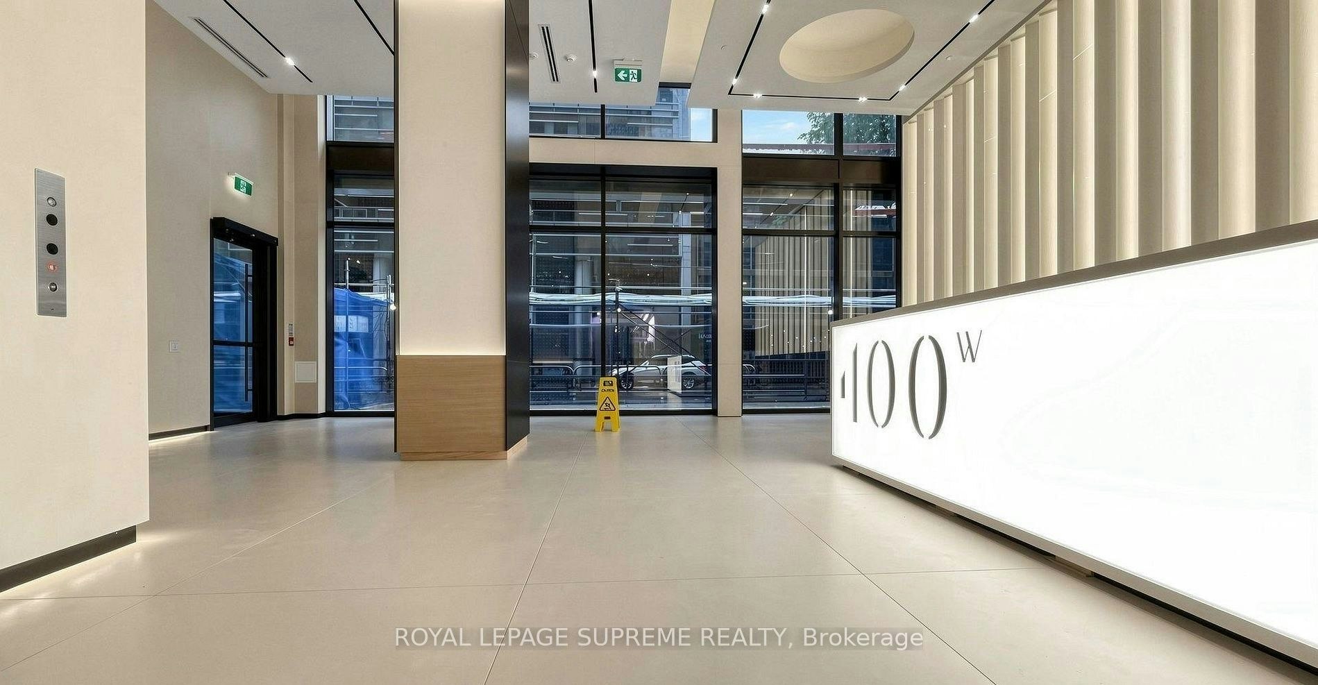 810-400 King Street S, Toronto, ON, M5V 1K2 - 2