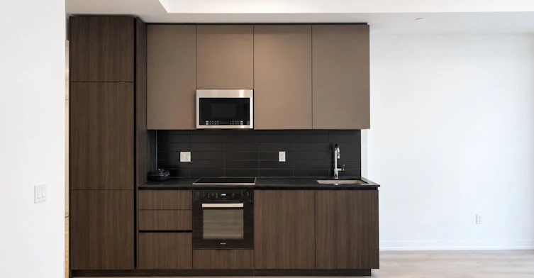 810-400 King Street S, Toronto, ON, M5V 1K2 - 13