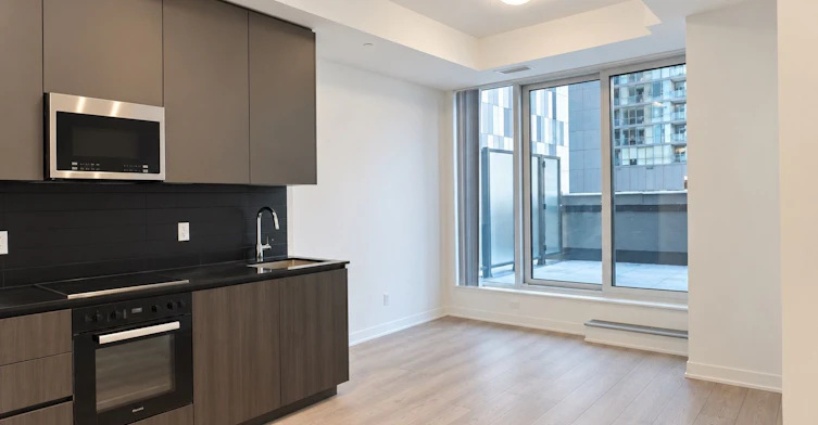 810-400 King Street S, Toronto, ON, M5V 1K2 - 14