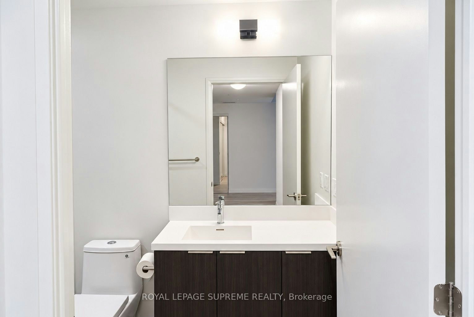 810-400 King Street S, Toronto, ON, M5V 1K2 - 9