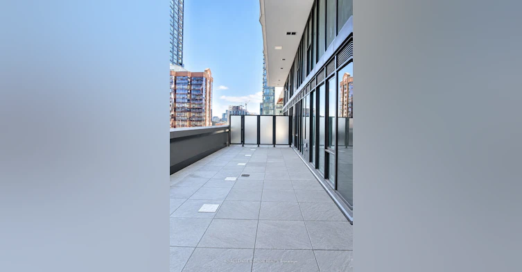 810-400 King Street S, Toronto, ON, M5V 1K2 - 21