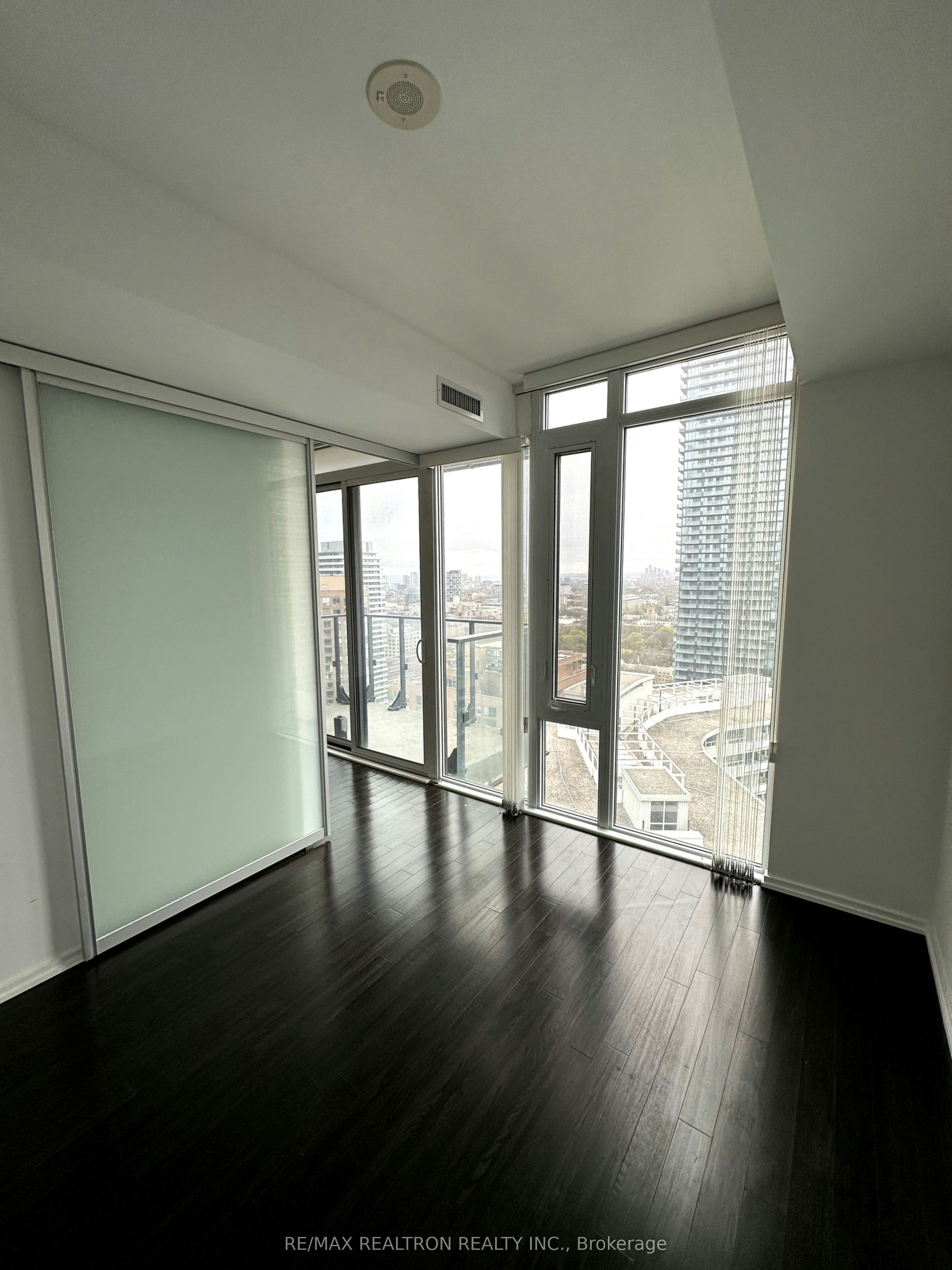 2805-75 St Nicholas Street, Toronto, ON, M4Y 0A5 - 9