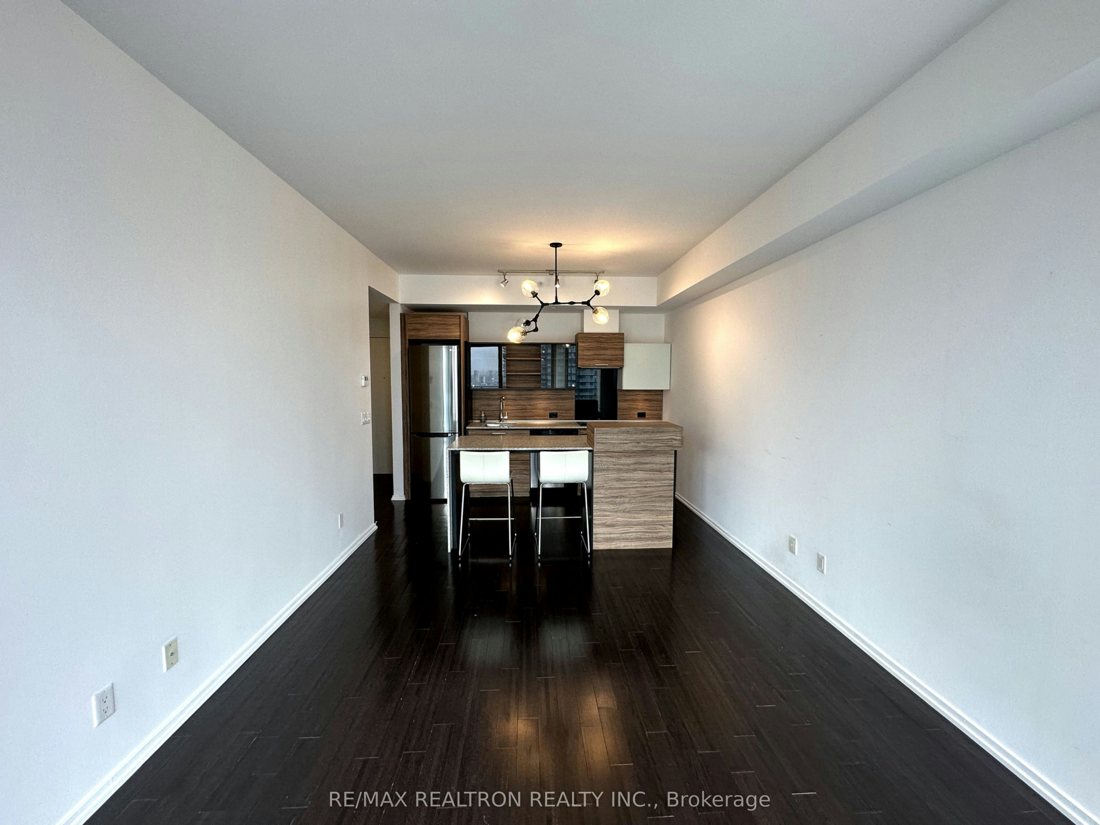 2805-75 St Nicholas Street, Toronto, ON, M4Y 0A5 - 2