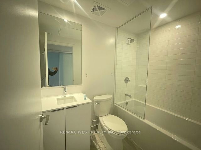 910-50 Power Street, Toronto, ON, M5A 0V3 - 11